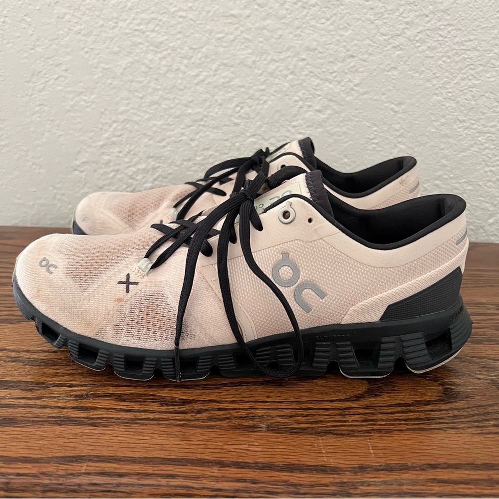 On Running On Cloud X 3 Women's Size 9 Athletic Sneakers - Picture 2 of 9